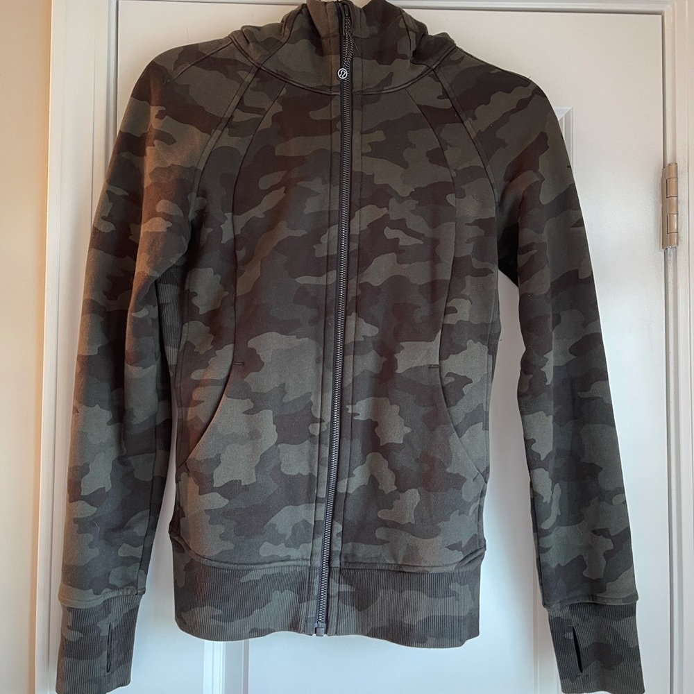 Lululemon jacket with hood